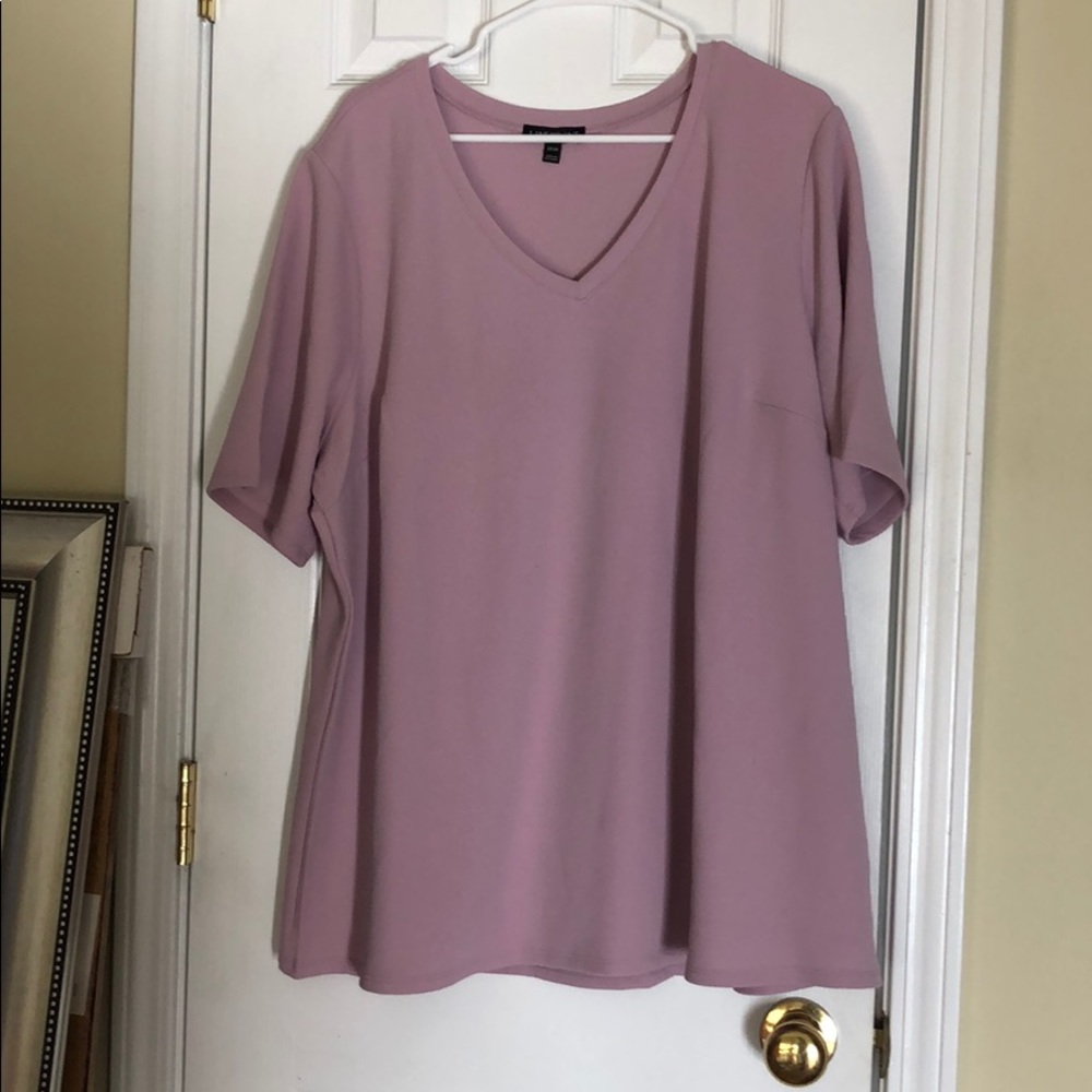 Lavender short sleeve shirt